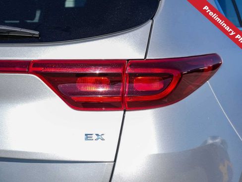 Used 2021 Kia Sportage EX w/ EX Technology Package FWD image 9