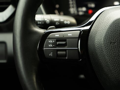 Certified 2025 Honda Pilot Elite image 21