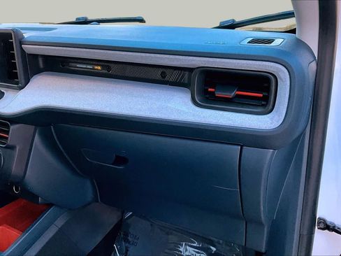 Used 2022 Ford Maverick XLT FWD image 18