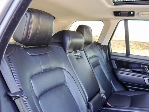 Used 2018 Land Rover Range Rover HSE AWD/4WD image 39