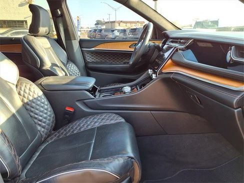 Used 2022 Jeep Grand Cherokee L Summit image 17