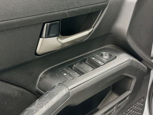 Used 2024 Toyota Tacoma TRD Off-Road image 15