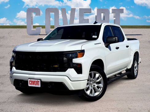 Used 2022 Chevrolet Silverado 1500 Custom image 1