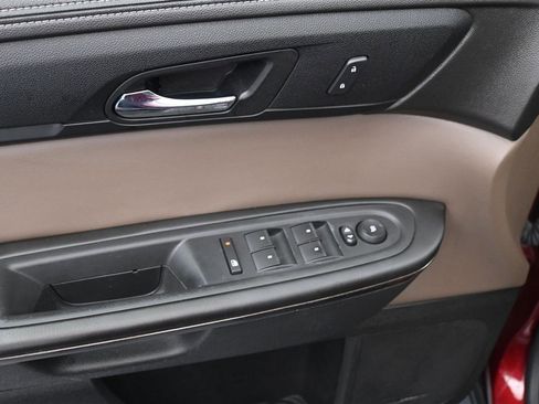 Used 2015 GMC Acadia SLT AWD/4WD image 11