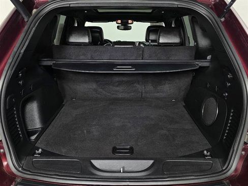 Used 2021 Jeep Grand Cherokee Limited w/ Luxury Group II AWD/4WD image 22