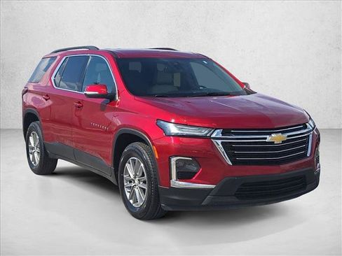 Certified 2023 Chevrolet Traverse LT w/ LPO, Cargo Package FWD image 3