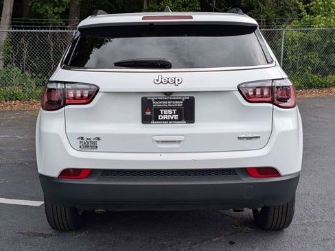 Used 2024 Jeep Compass Latitude AWD/4WD image 5