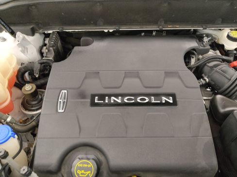 Used 2018 Lincoln MKX Black Label w/ Cargo Utility Package image 30