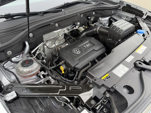 Used 2023 Volkswagen Atlas SEL image 41