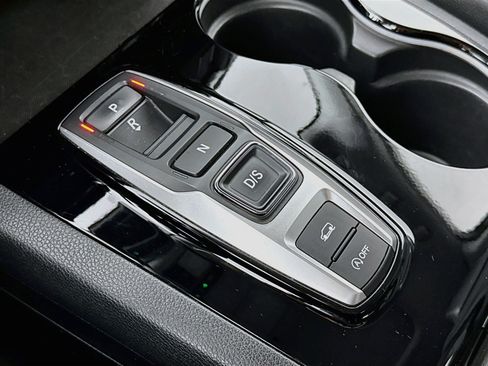 Certified 2021 Honda Pilot Touring image 17
