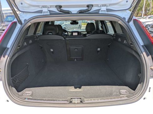 Used 2024 Volvo V60 T8 Polestar image 13