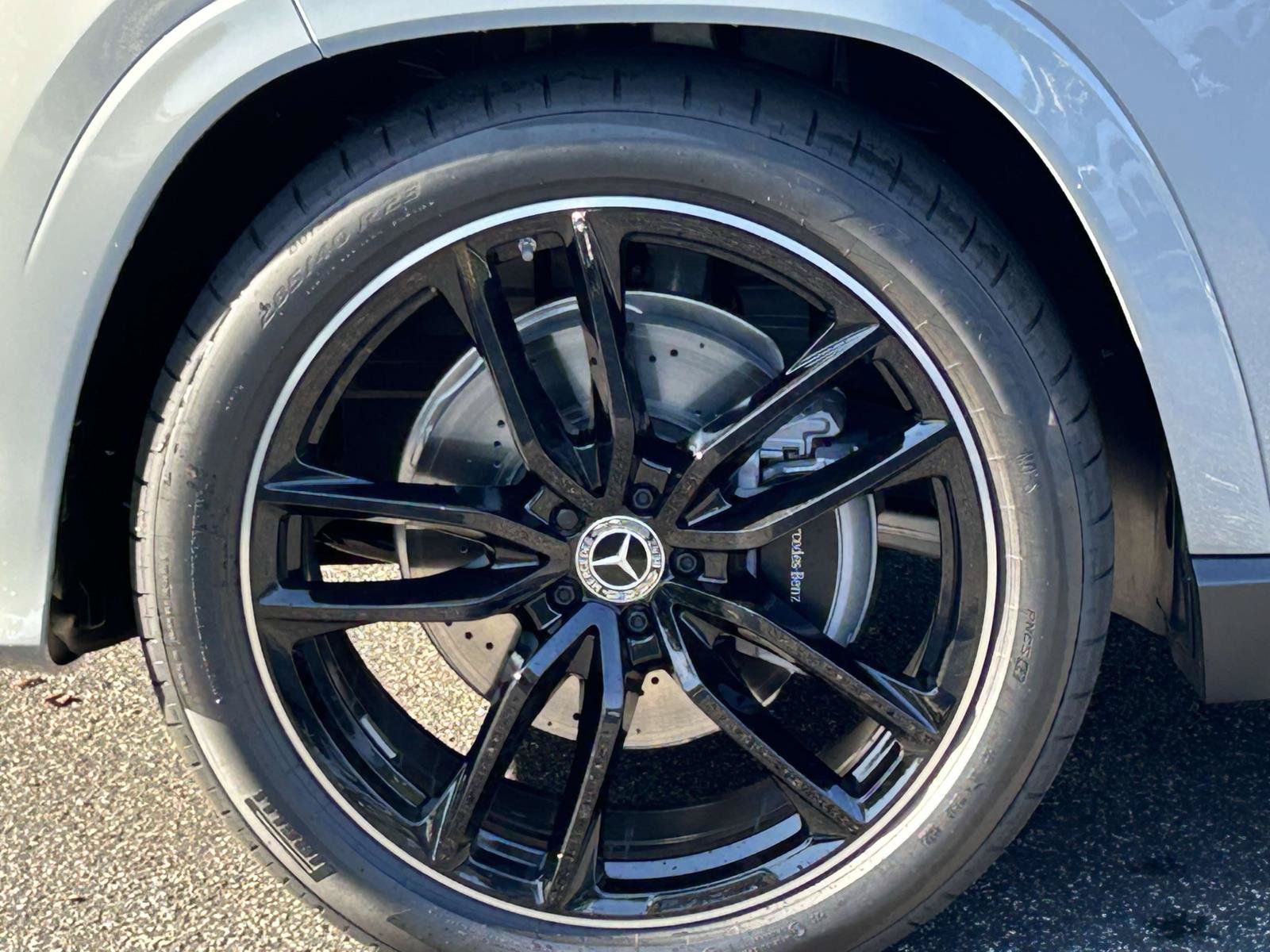 New 2026 Mercedes-Benz GLS 450 4MATIC image 16