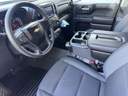 Certified 2025 Chevrolet Silverado 1500 Custom AWD/4WD image 9