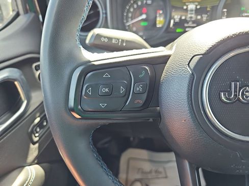 Used 2024 Jeep Wrangler Unlimited Rubicon 4xe AWD/4WD image 23