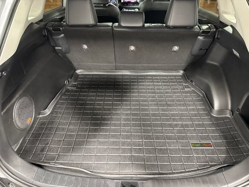 Used 2019 Toyota RAV4 XLE Premium w/ Cold Weather Package FWD image 28