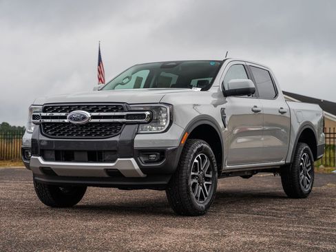 New 2026 Ford Ranger Lariat w/ Trailer Tow Package RWD image 3