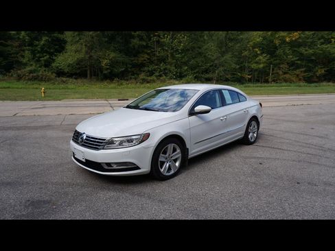 Used 2016 Volkswagen CC Sport image 1