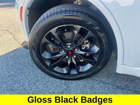 Used 2022 Dodge Durango GT image 28