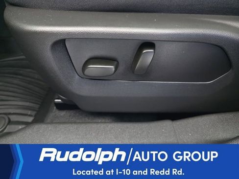 Used 2023 Buick Envision Avenir image 11