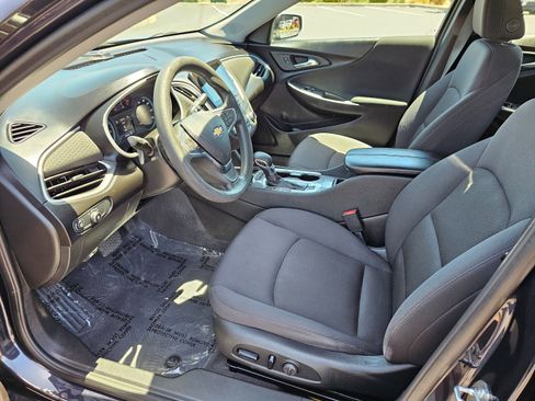 Used 2023 Chevrolet Malibu LT FWD image 16