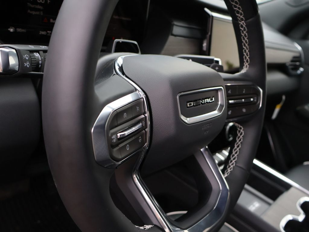 New 2026 GMC Acadia Denali w/ Super Cruise Package AWD/4WD image 28