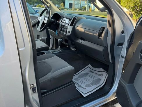 Used 2013 Nissan Xterra S w/ Value Package image 27