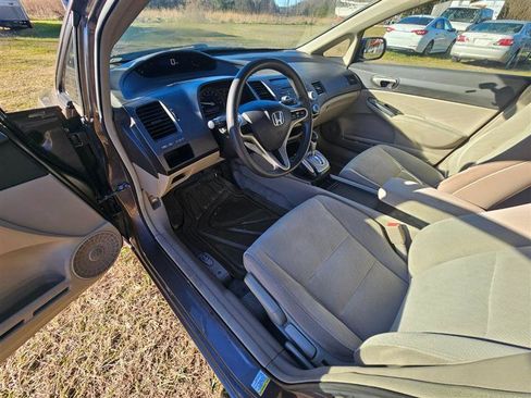 Used 2010 Honda Civic LX image 8