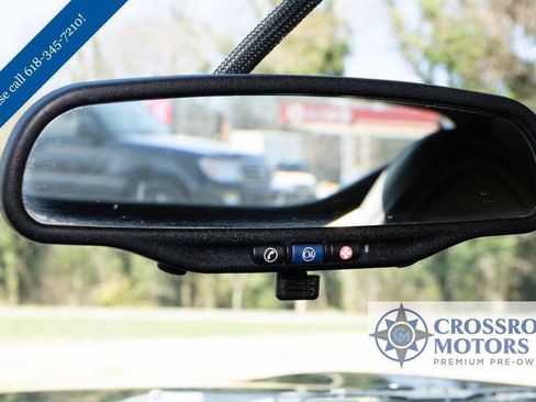 Used 2008 Pontiac Solstice Convertible w/ Premium Package RWD image 21
