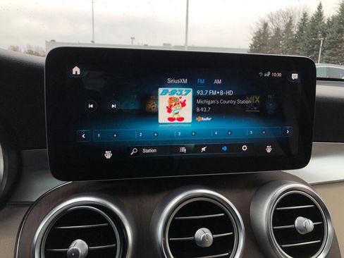 Used 2022 Mercedes-Benz GLC 300 4MATIC image 26