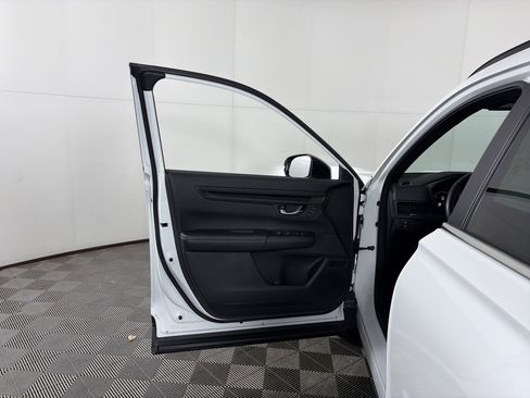 Used 2024 Honda CR-V Sport-L image 17