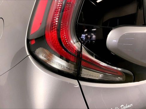 Used 2025 Kia Soul LX image 27