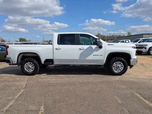 Used 2024 Chevrolet Silverado 2500 LT w/ All Star Edition image 3