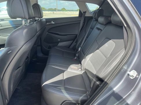 Used 2018 Hyundai Tucson Limited image 9