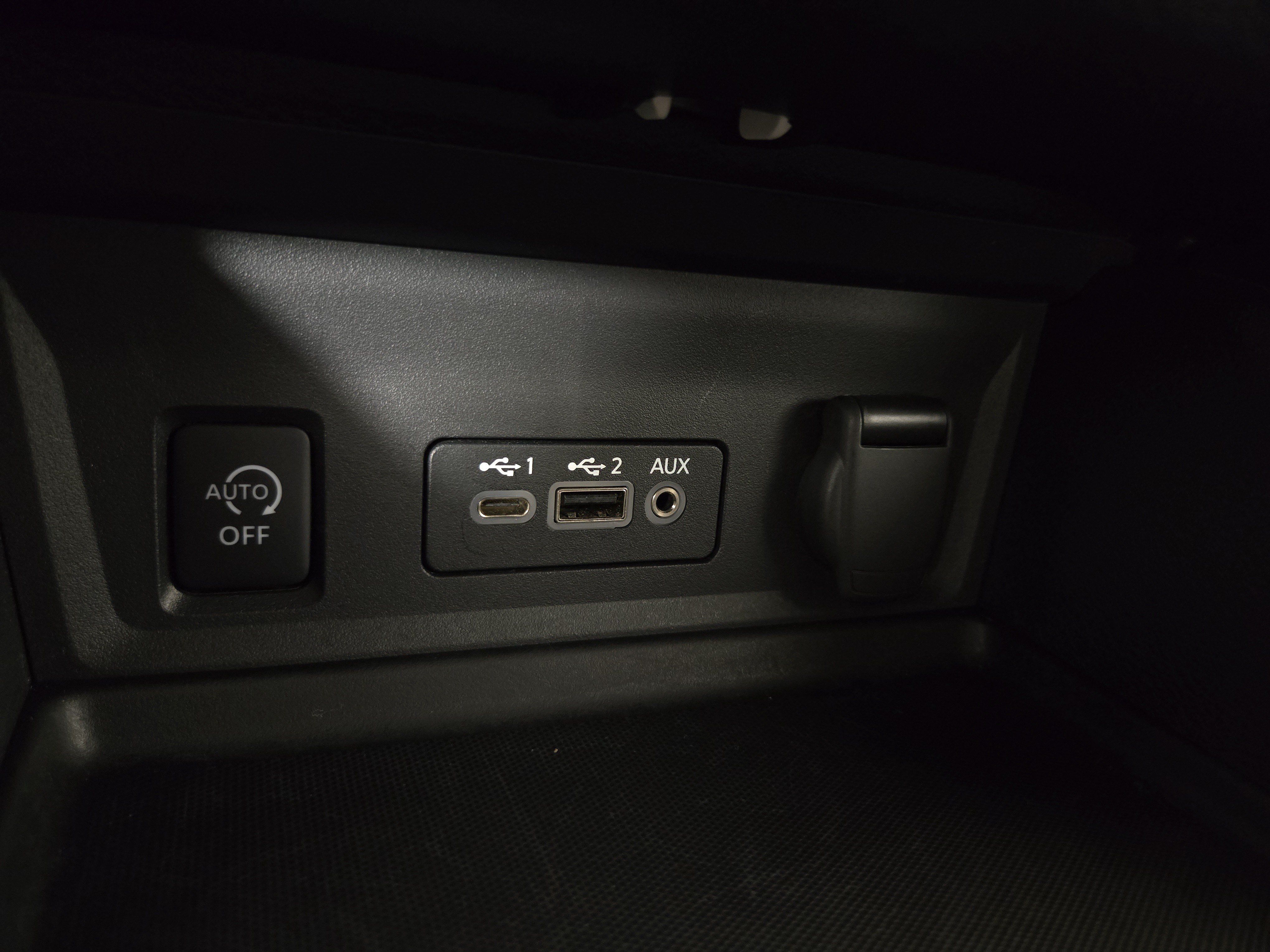 Used 2024 Nissan Sentra SV w/ All-Weather Package FWD image 27
