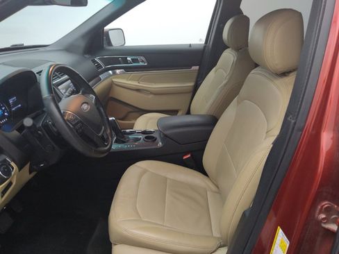 Used 2016 Ford Explorer Limited w/ Equipment Group 301A FWD image 17