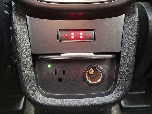 Used 2020 Lincoln Nautilus Reserve image 11