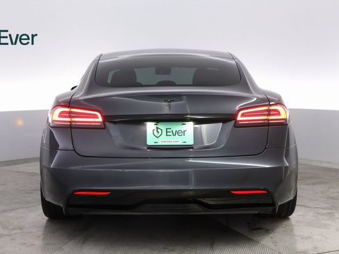 Used 2023 Tesla Model S image 13