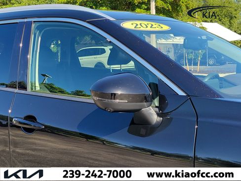 Used 2023 Nissan Rogue SL FWD image 8