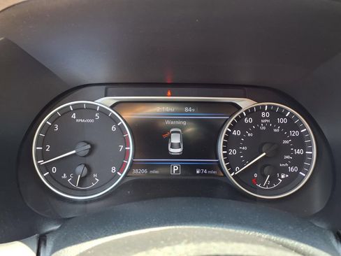 Used 2024 Nissan Sentra SV FWD image 17