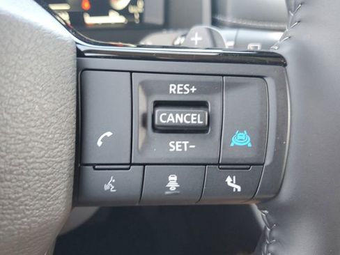 Certified 2025 Nissan Rogue SL w/ Tech Package image 17