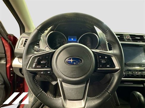 Used 2019 Subaru Outback 2.5i Limited w/ Popular Package #2 image 10