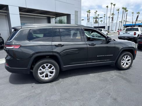 Used 2022 Jeep Grand Cherokee L Limited AWD/4WD image 11
