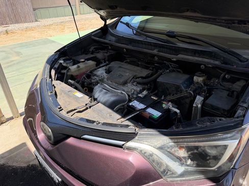 Certified 2018 Toyota RAV4 XLE FWD image 16