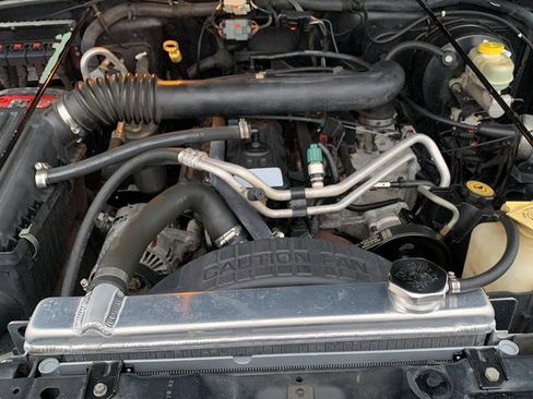 Used 2006 Jeep Wrangler Rubicon w/ Security Group image 12