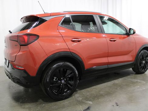Used 2024 Buick Encore GX Sport Touring AWD/4WD image 6