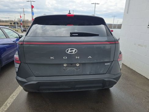 Used 2024 Hyundai Kona SEL image 7