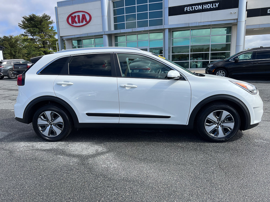 Used 2019 Kia Niro EX FWD image 10