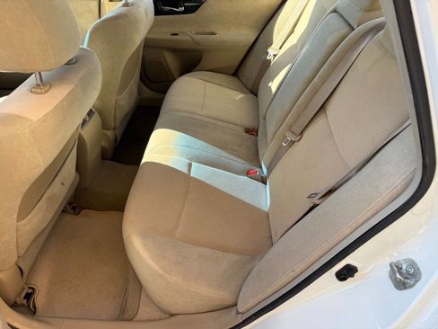 Used 2013 Nissan Altima 3.5 SV image 7