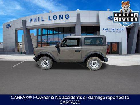 Certified 2025 Ford Bronco 2-Door AWD/4WD image 3