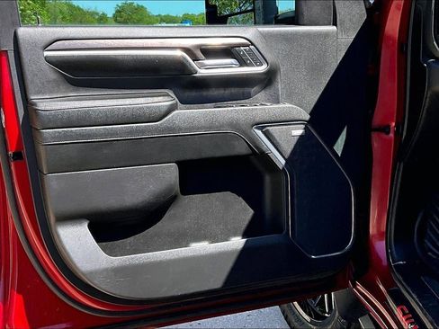 Used 2024 Chevrolet Silverado 2500 LTZ w/ LTZ Premium Package AWD/4WD image 20